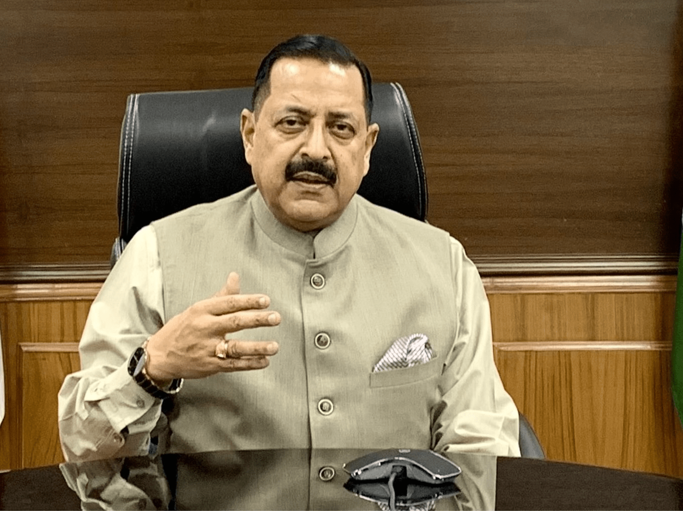 MoS Jitendra Singh asked the industry to invest in startups