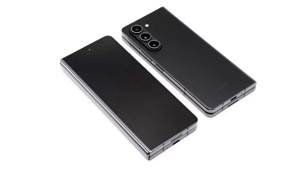 Chinese foldable phone maker Royole hit by employee protests over unpaid wages