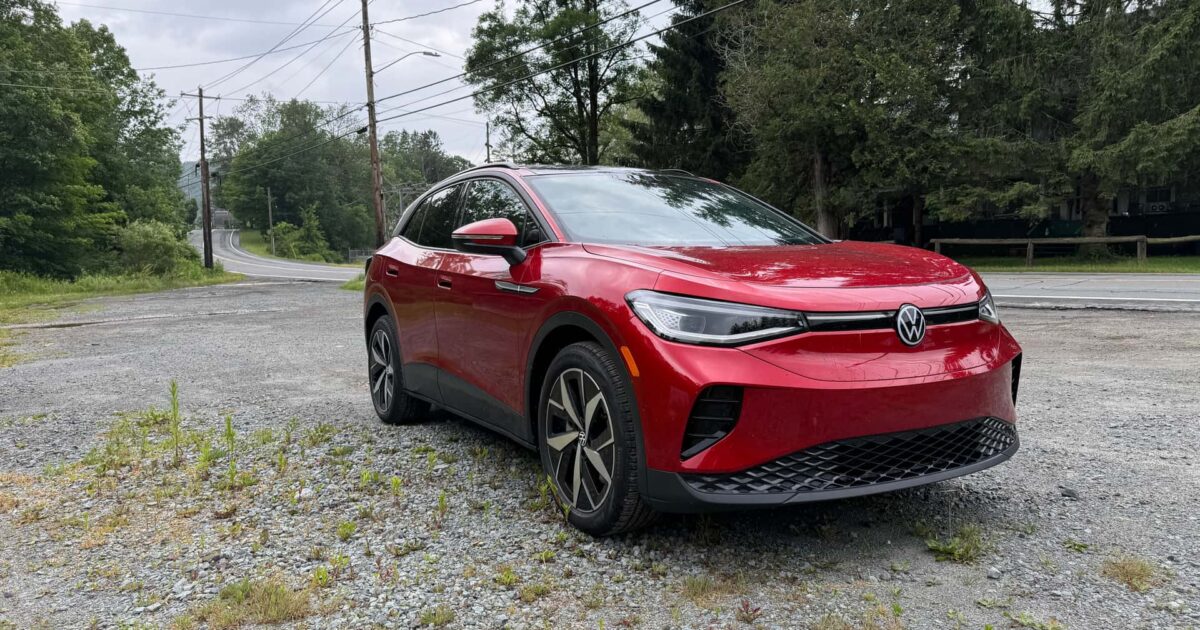 2024-volkswagen-id.4-pro-s.-review.jpg