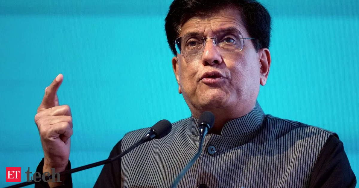 Piyush Goyal at an event