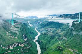 Huajiang Grand Canyon Bridge – höchste Brücke China mit modernem Ingenieurbauwerk