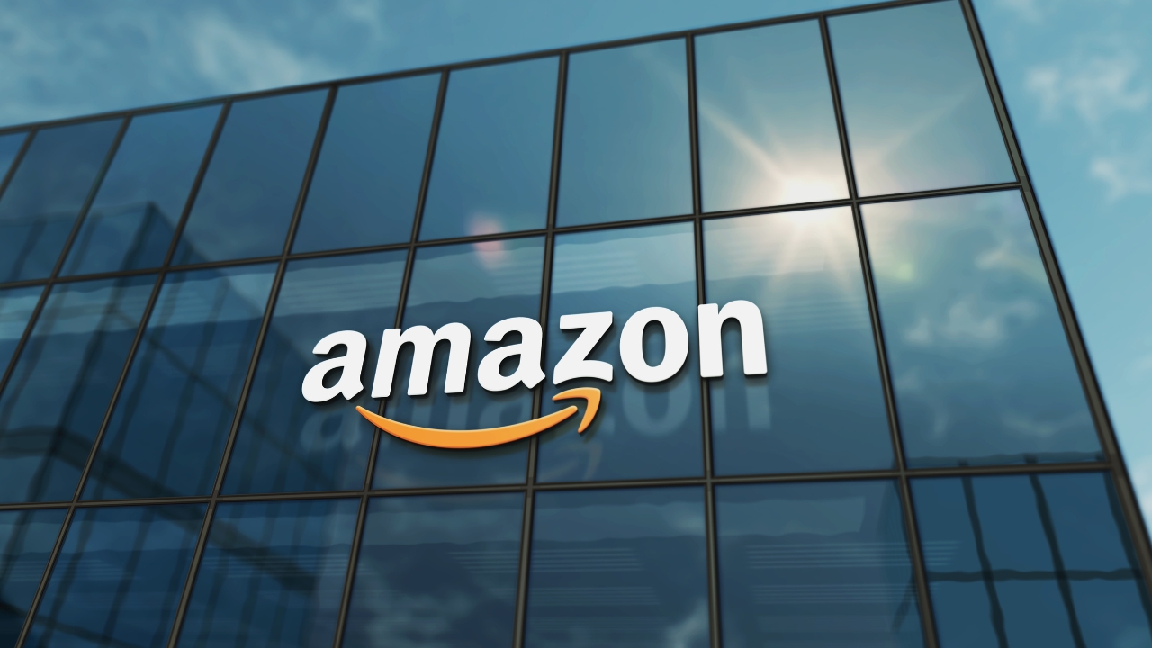 Amazon Layoffs 2025: AI Restructuring Leads to Major HR Job Cuts