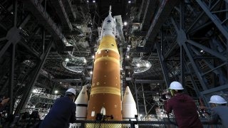 NASA’s Artemis II Rocket Reaches Launch Pad, Signaling Lunar Momentum