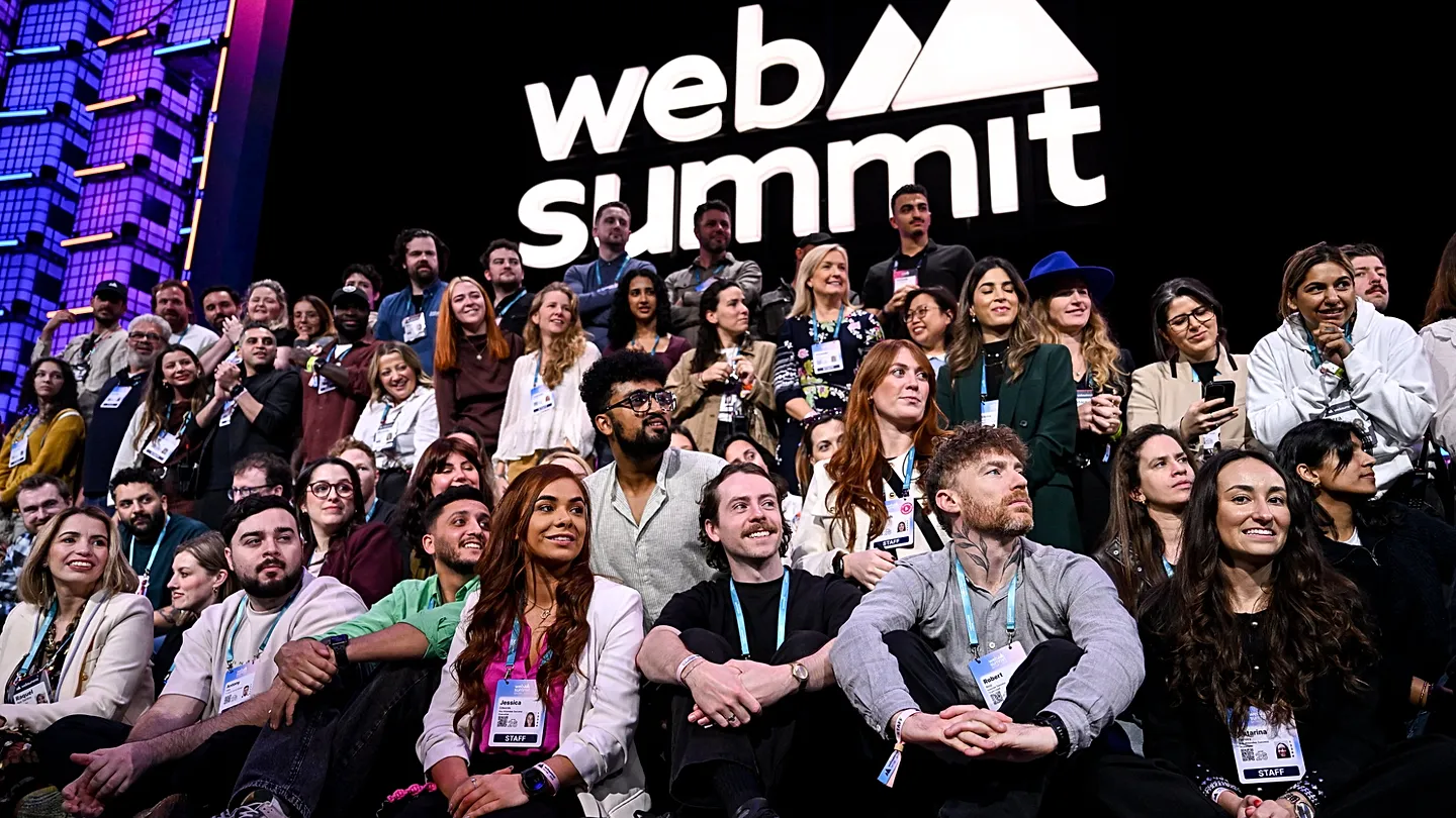 Web Summit Qatar Highlights AI Startups in Support and Analytics